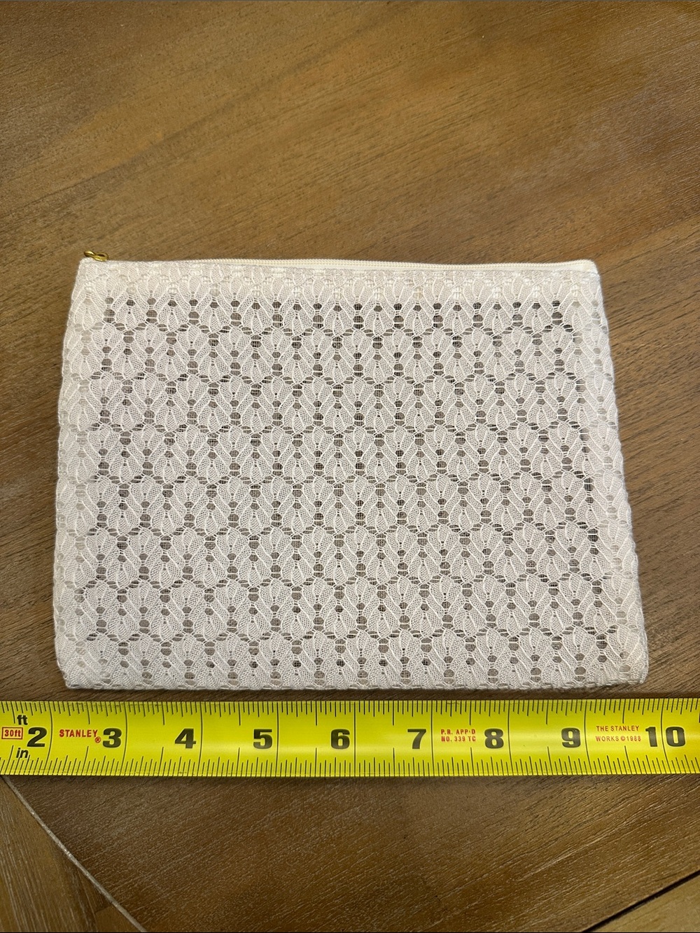 Vintage Lace Zip Pouch Clutch - Cream - Picture 4 of 16